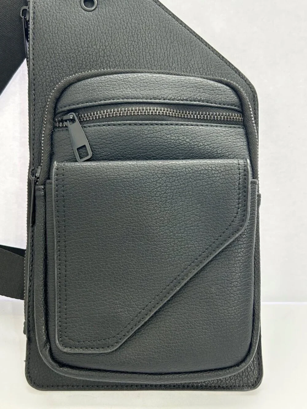 Black Crossbody Faux Leather Sling Crossbody Courier Bag Adjustable Strap Unisex - Picture 4 of 6